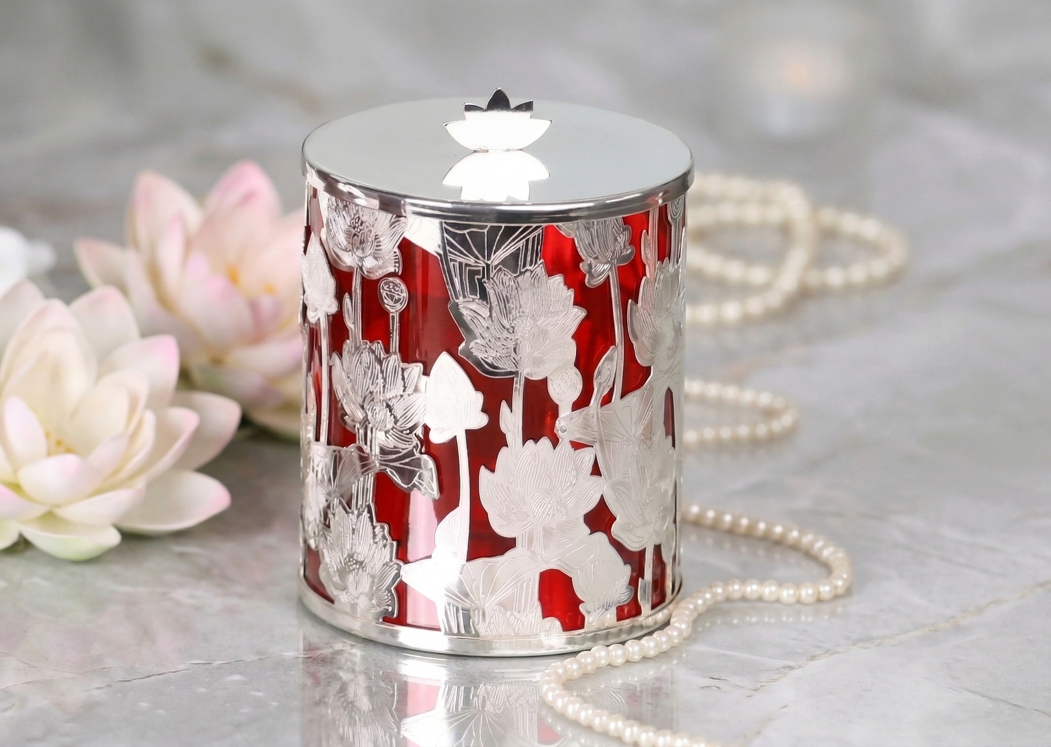 Silver Cannister Red (13 cm)
