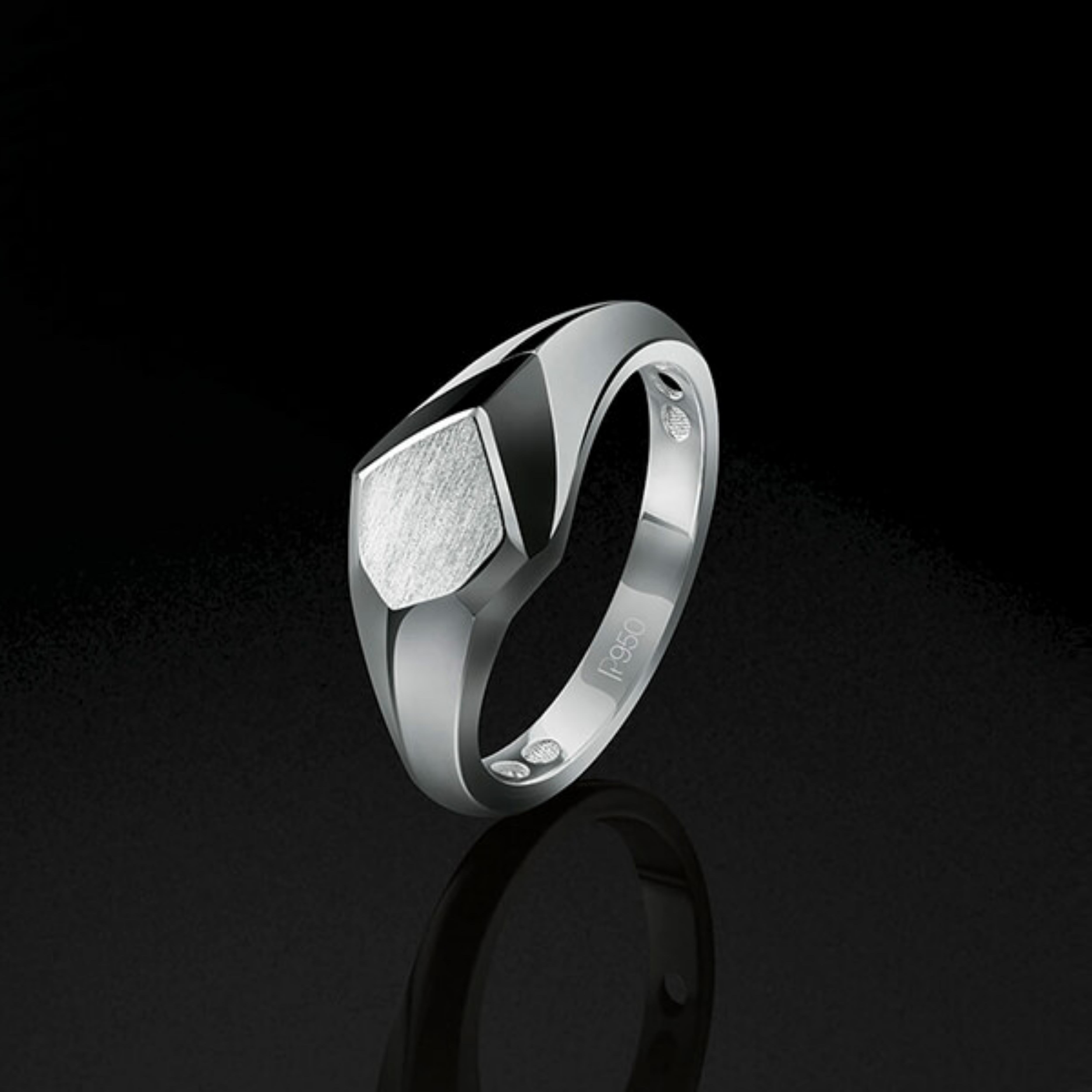 The Platinum Bold Silhouette Ring