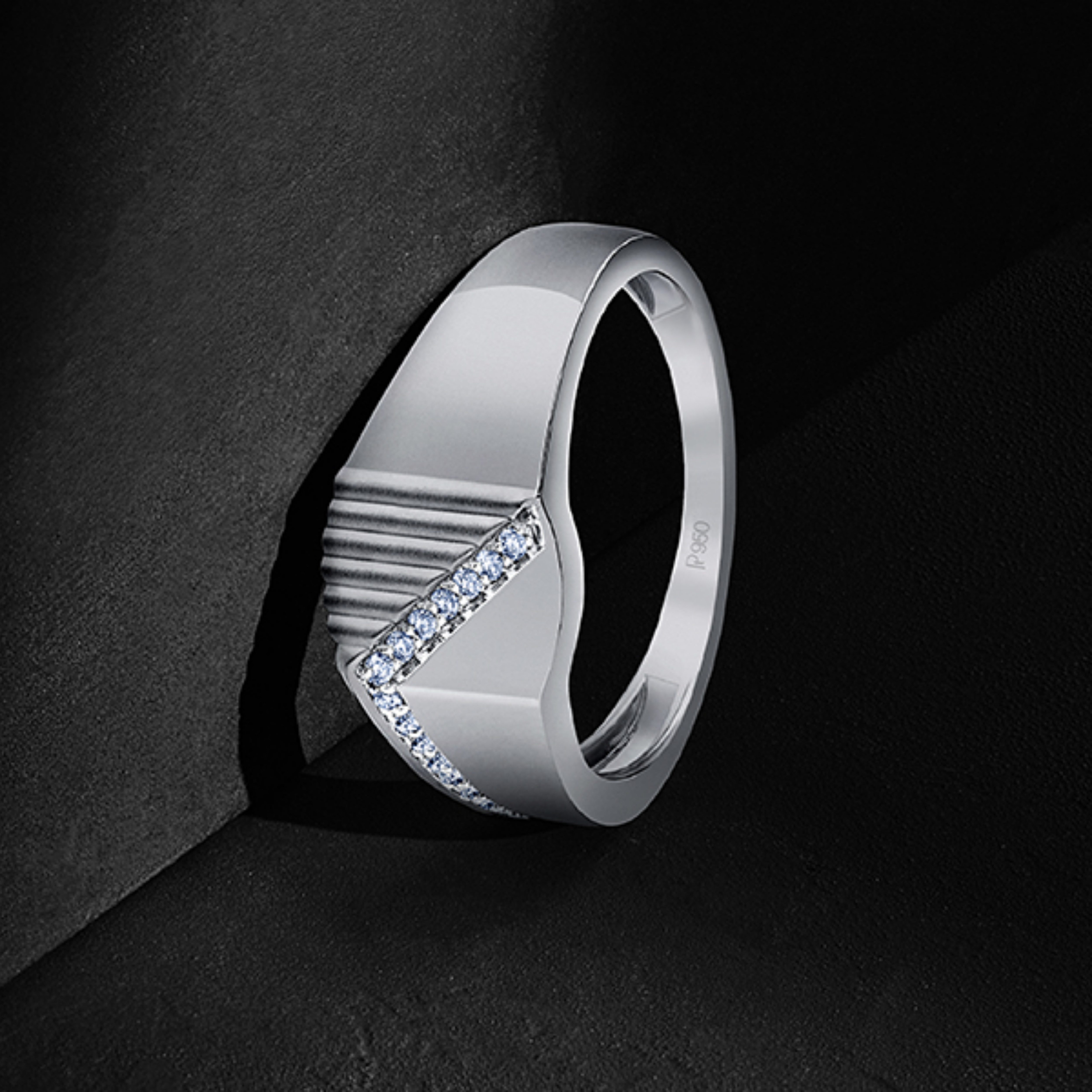 The Platinum Grooved Ring