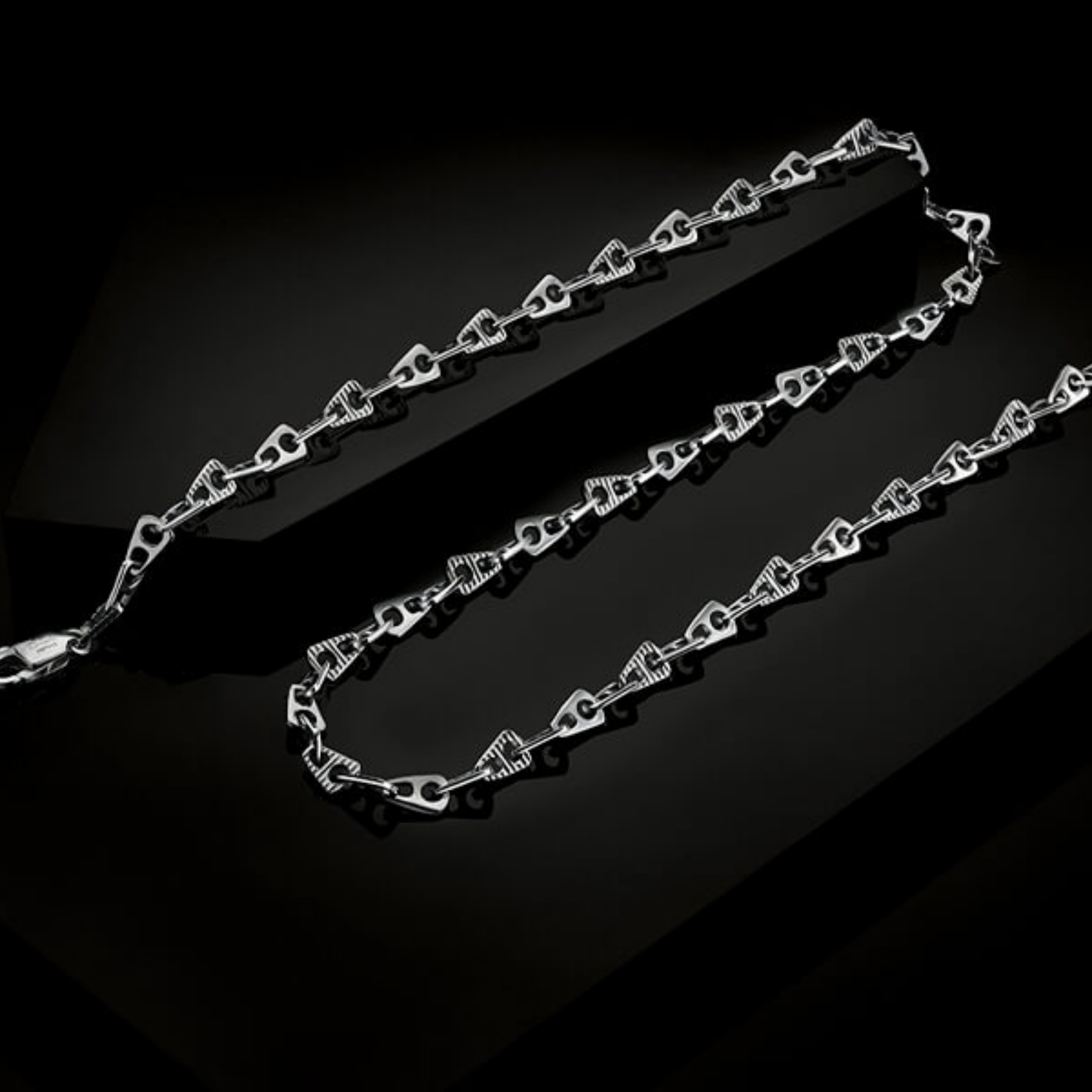 The Platinum A Link Chain