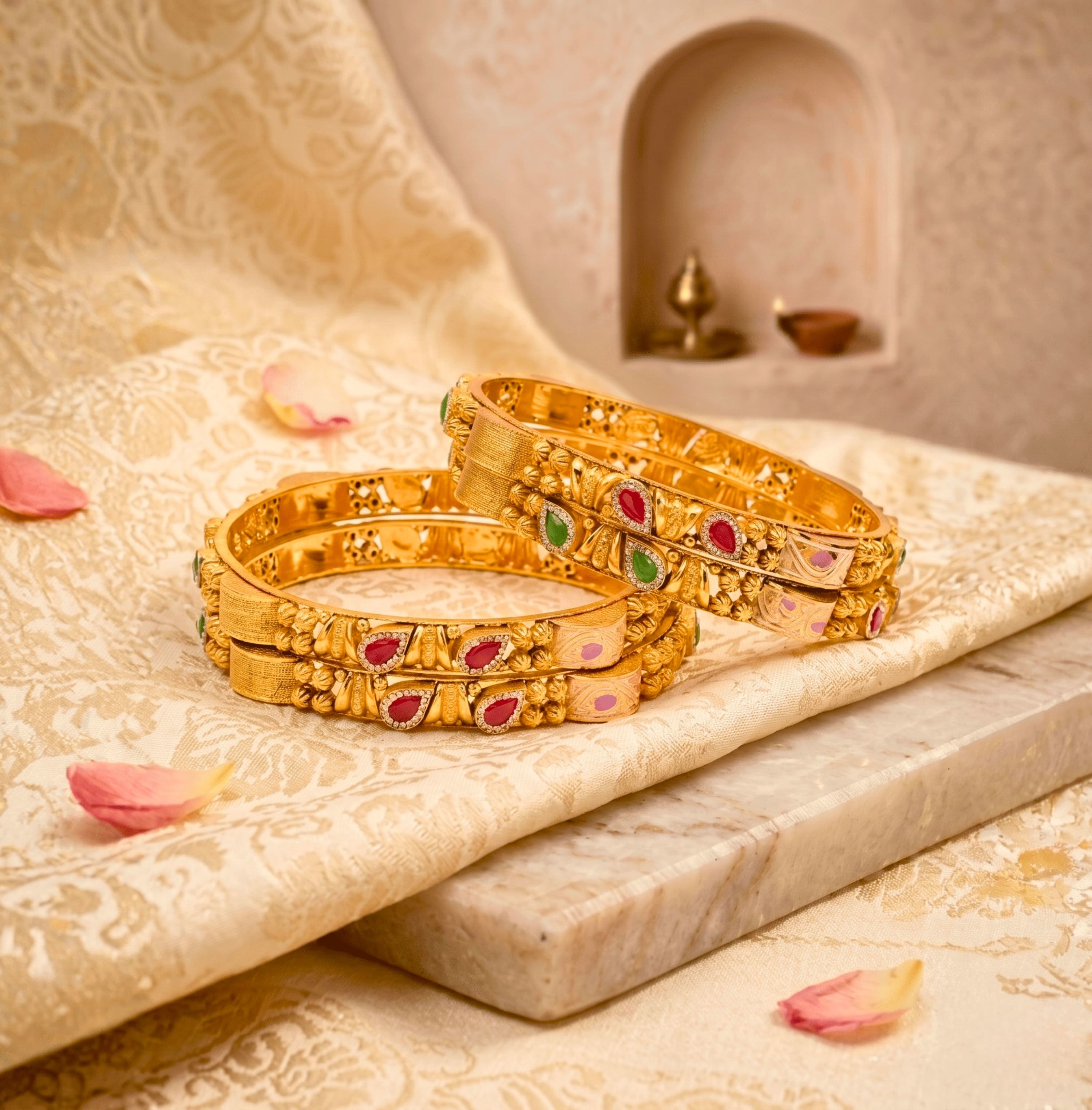 Kundan Stone Gold  Kangan (Set Of Four)